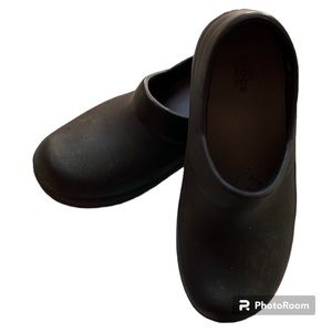 Croc Neria Pro II Work Clog Size 8